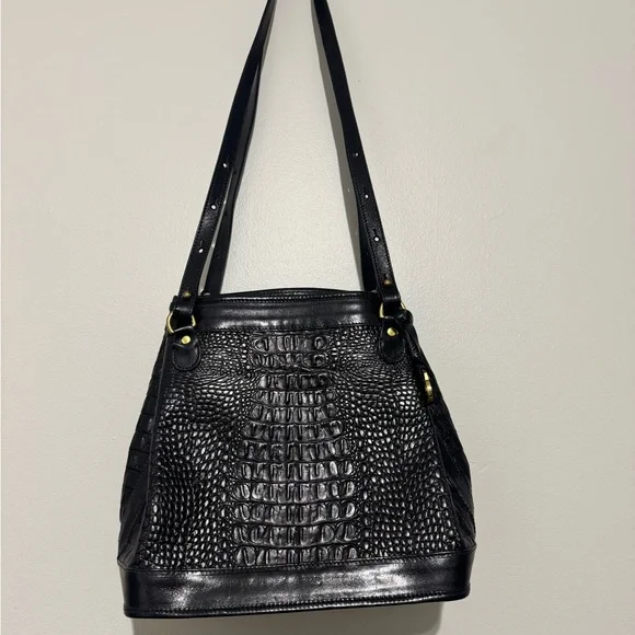 Vintage Brahmin Black Crocodile-Embossed Bag Purse EUC - Picture 1 of 13
